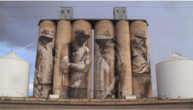 Photo courtesy https://www.visitmelbourne.com/regions/Grampians/Things-to-do/Art-theatre-and-culture/Public-art/Brim-Silo